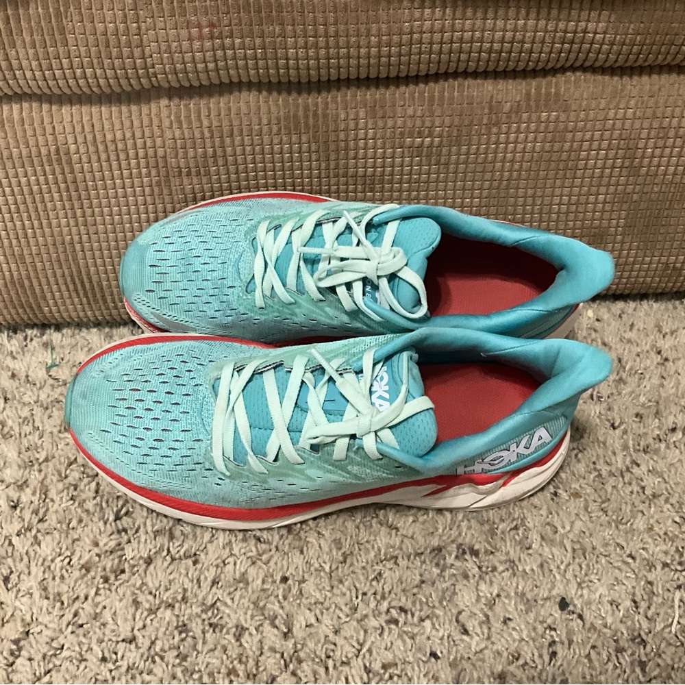 Hoka Women's Teal and Red Athletic Shoes 9B - Picture 11 of 13